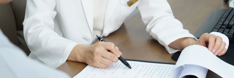 A gestão de documentos pode influenciar na organização da sua clínica